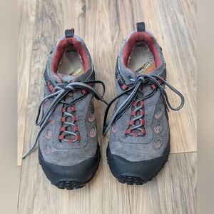 Merrell Men's Charcoal and Burgundy Athletic Shoes